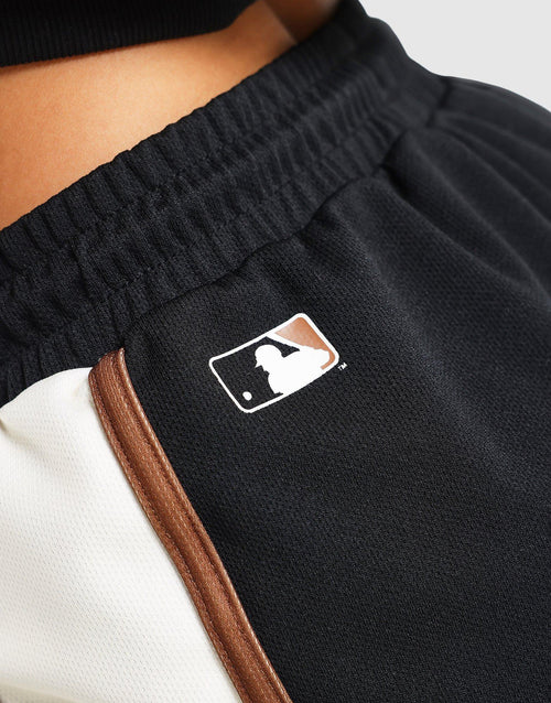 กางเกงขาสั้นผู้หญิง Panel Mesh