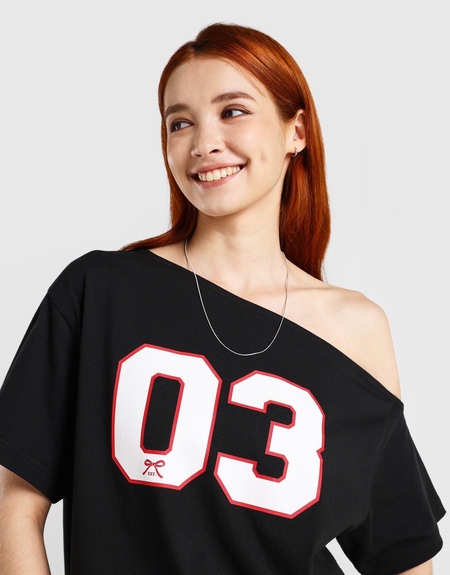 เสื้อแขนสั้นผู้หญิง Off Shoulder NY Yankees