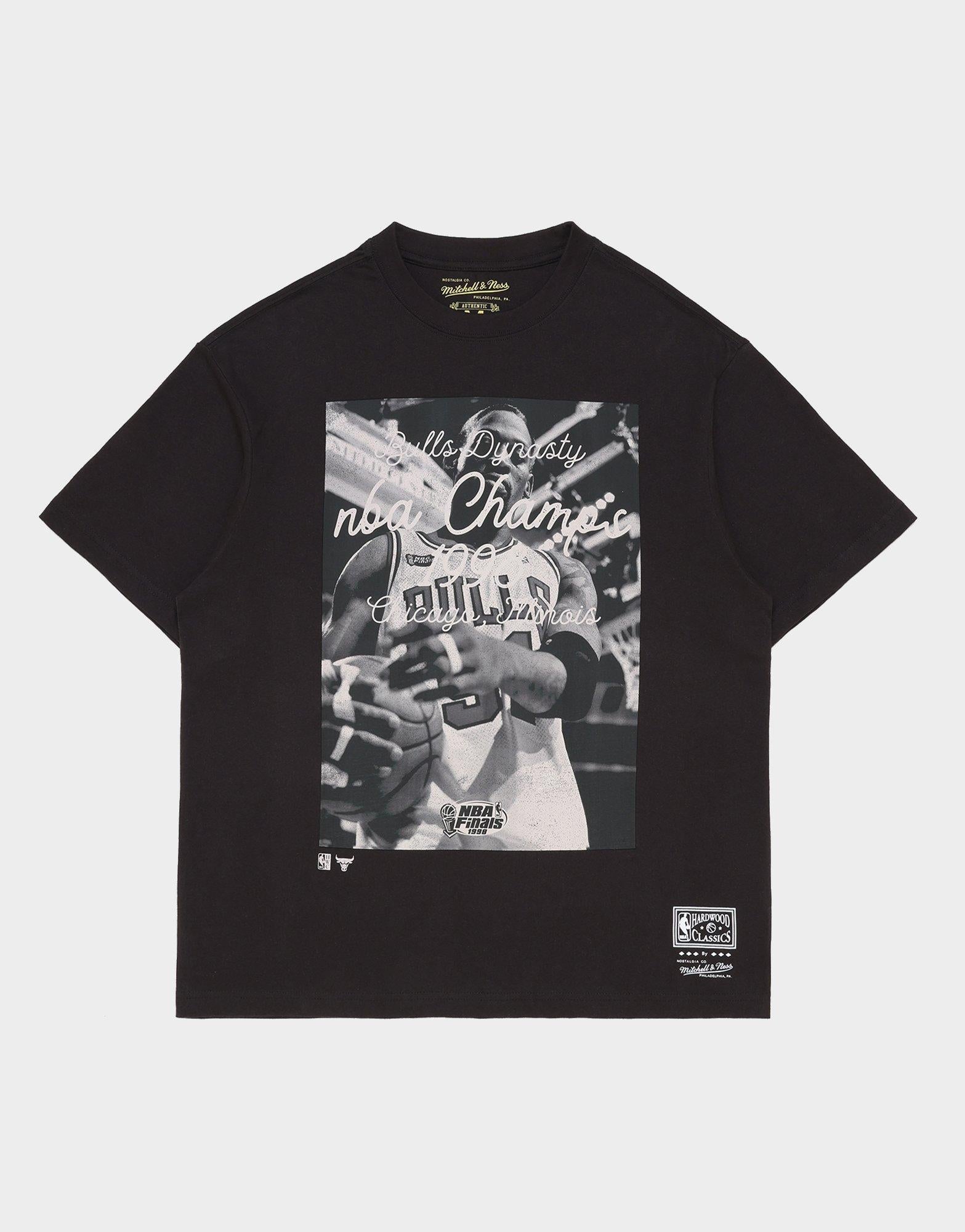 เสื้อยืดผู้ชาย Dynasty Bull