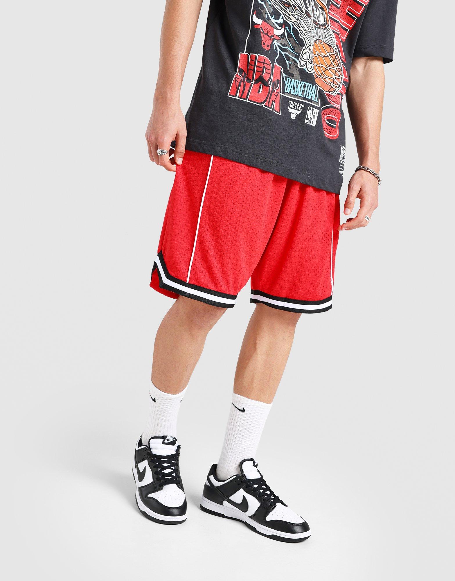 กางเกงขาสั้นผู้ชาย Athletic Guard Mesh Bulls