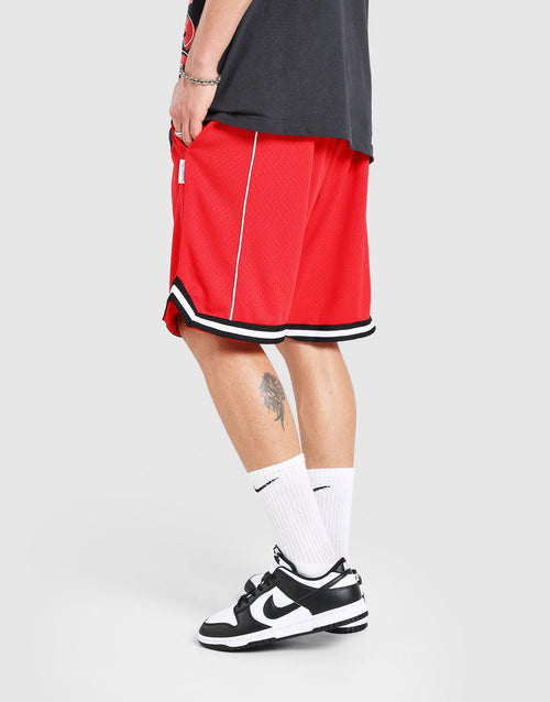 กางเกงขาสั้นผู้ชาย Athletic Guard Mesh Bulls
