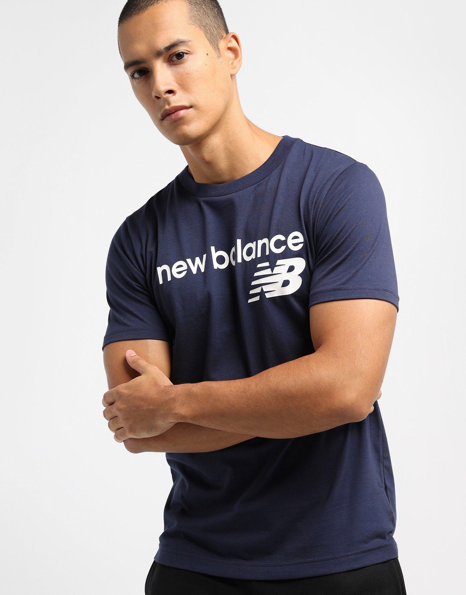 เสื้อยืดผู้ชาย Classic Core Logo
