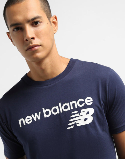 เสื้อยืดผู้ชาย Classic Core Logo