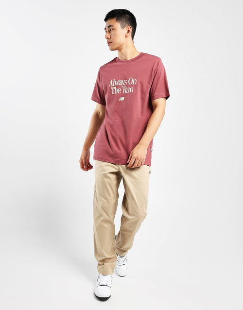เสื้อยืดผู้ชาย Run Slogan Relax