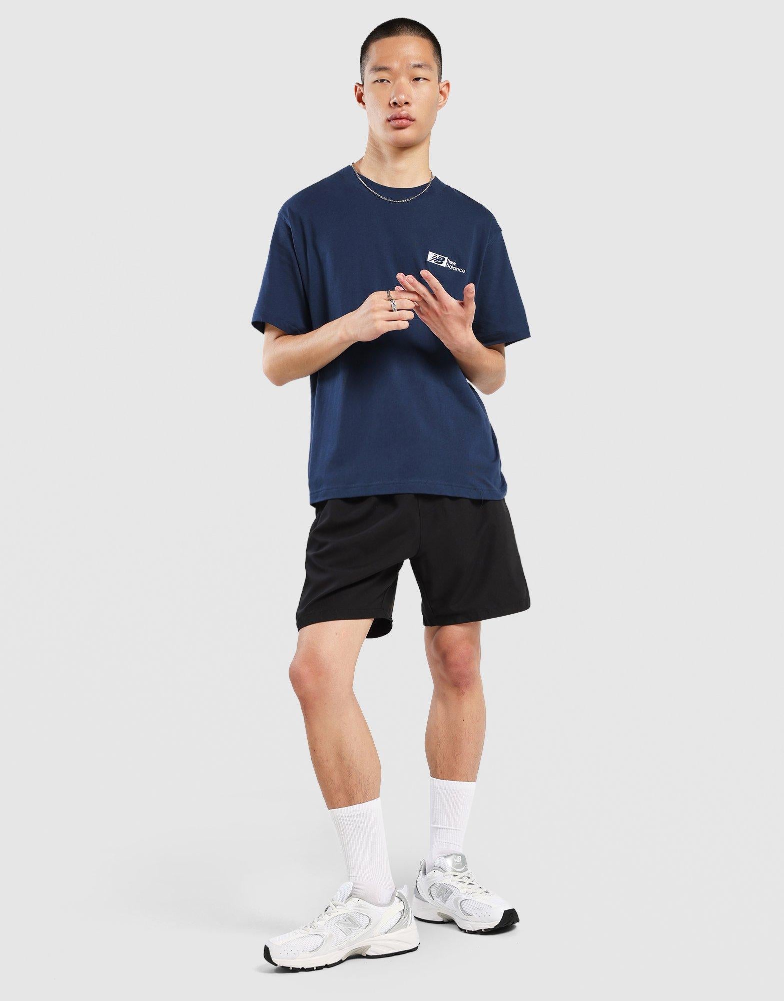 เสื้อยืดผู้ชาย Core Logo