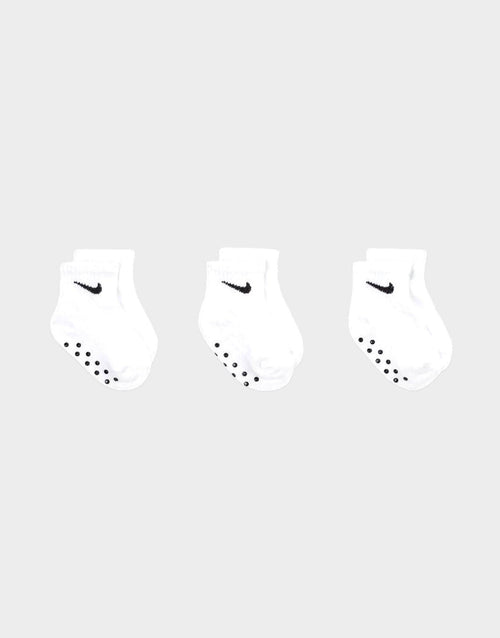 ถุงเท้าเด็กวัยหัดเดิน Core Swoosh Gripper (แพค 3)