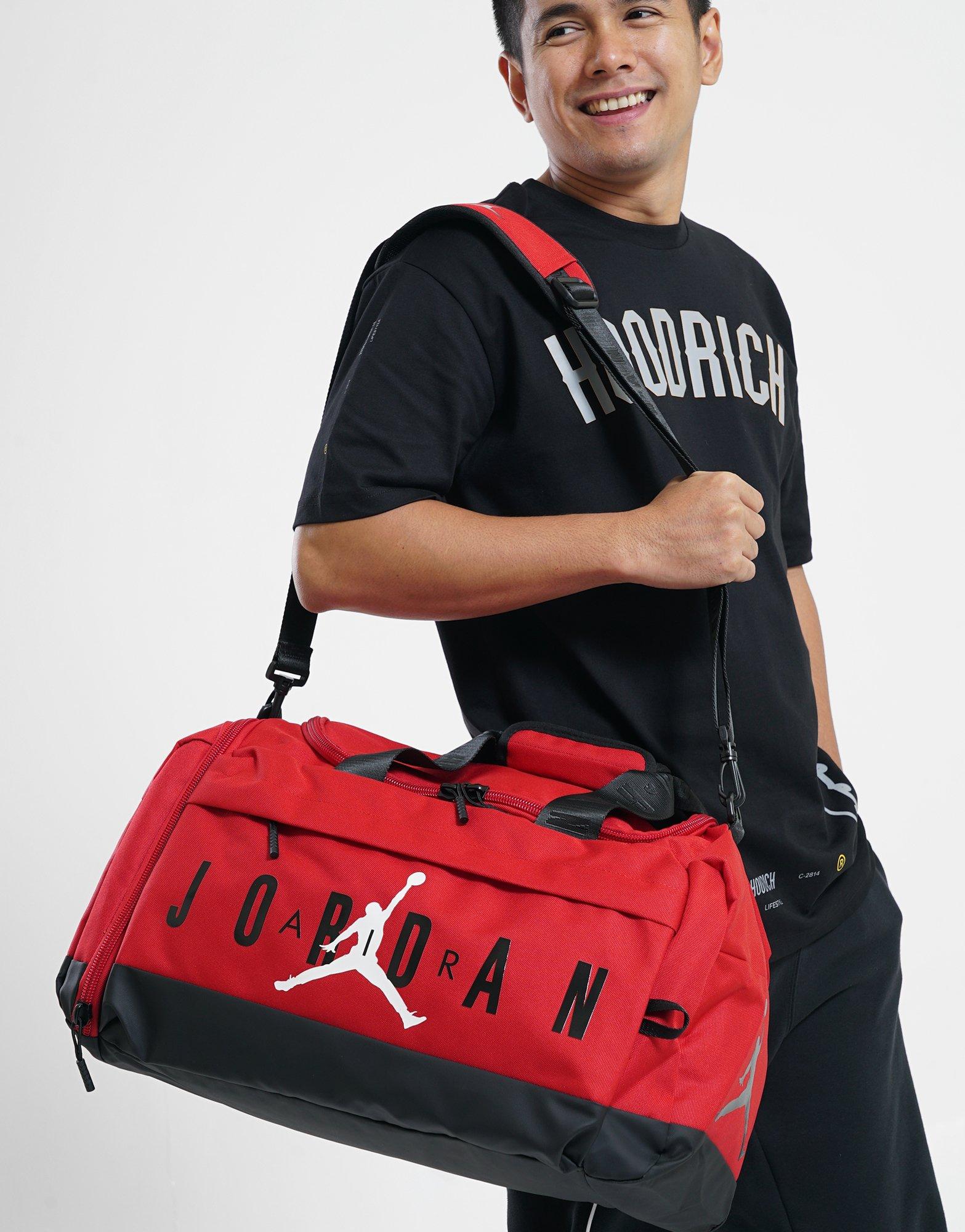 กระเป๋า Velocity Duffle (55L)