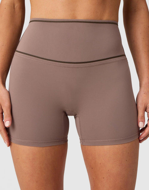 กางเกงขาสั้นผู้หญิง The No-Seam PureLuxe TLC 4"
