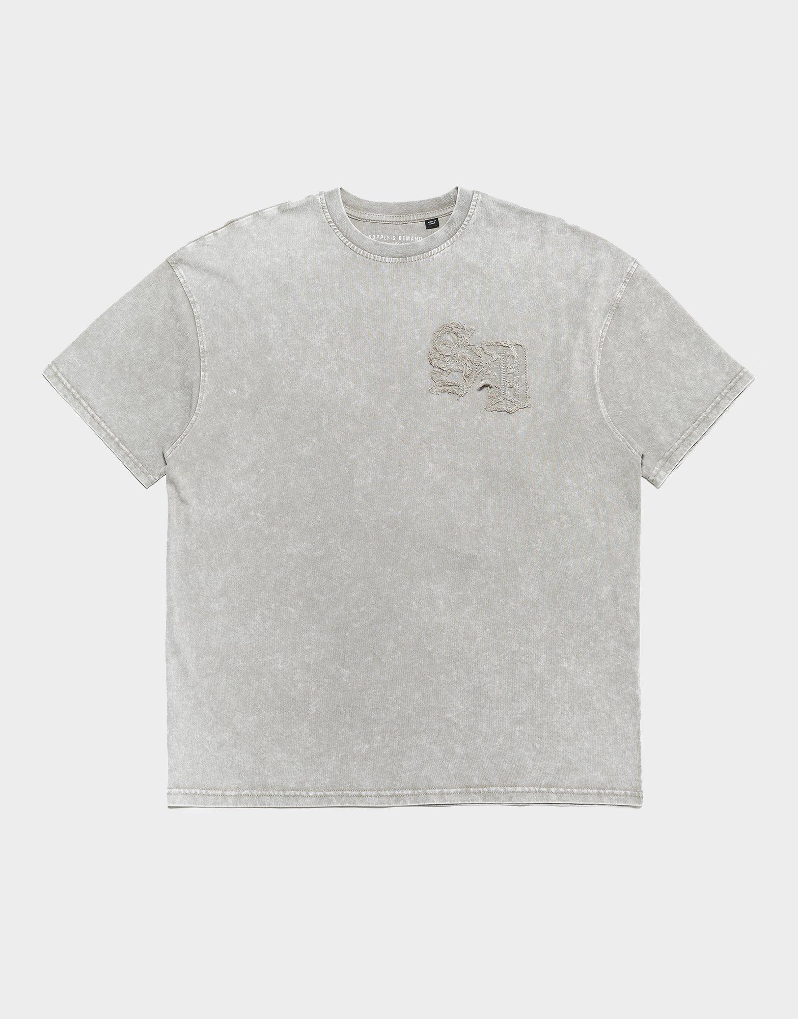 เสื้อยืดผู้หญิง Bleek