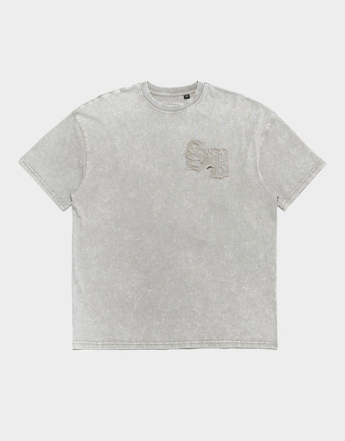 เสื้อยืดผู้หญิง Bleek