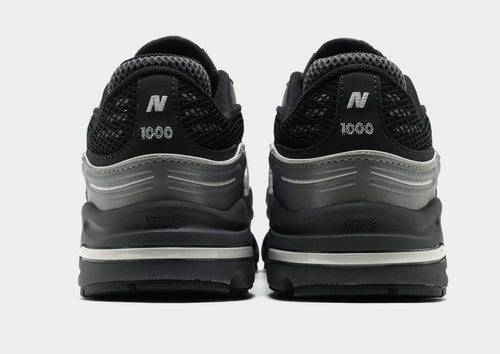 รองเท้าผู้ชาย 1000