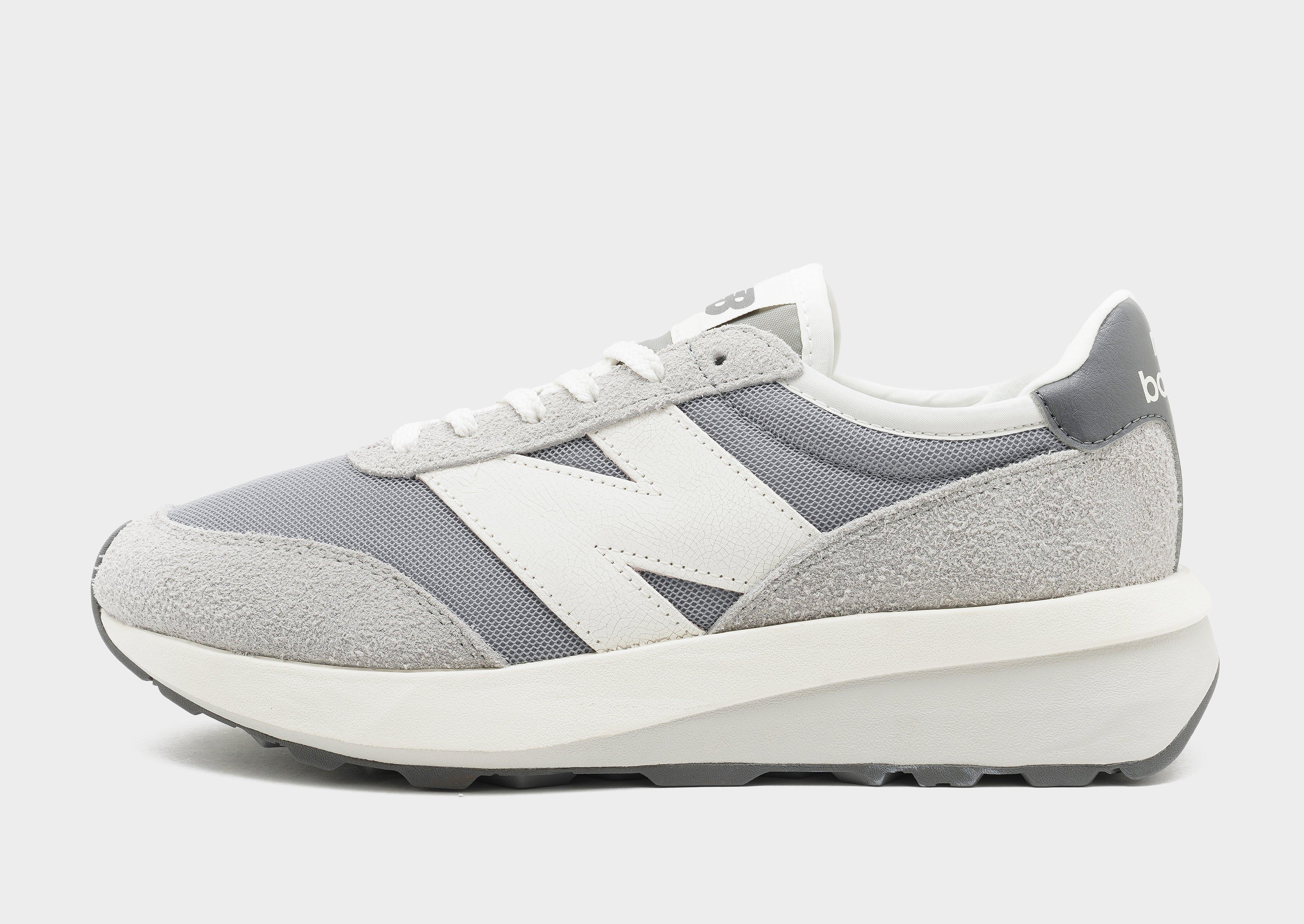 รองเท้าผู้ชาย 370