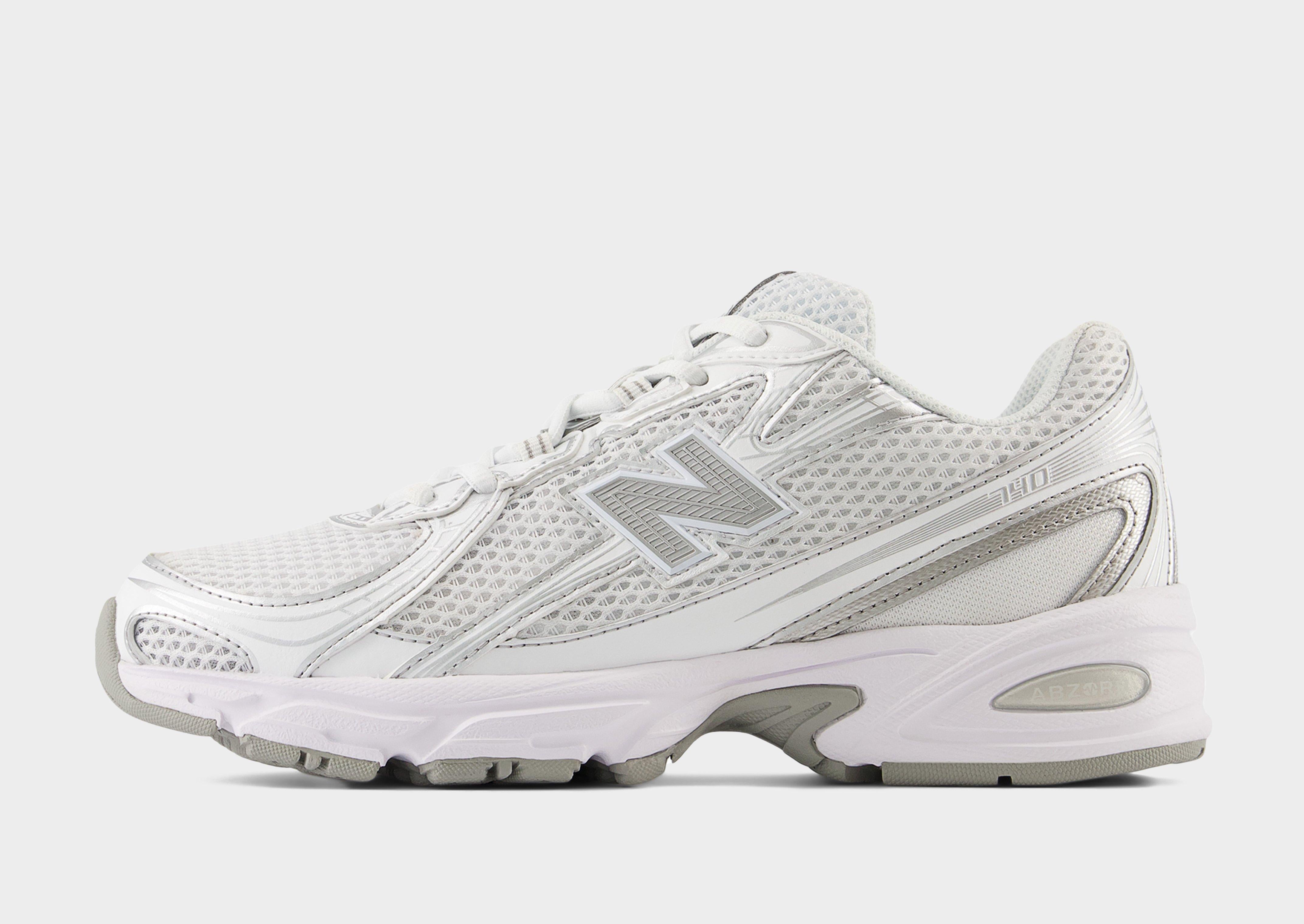 รองเท้าผู้ชาย  740