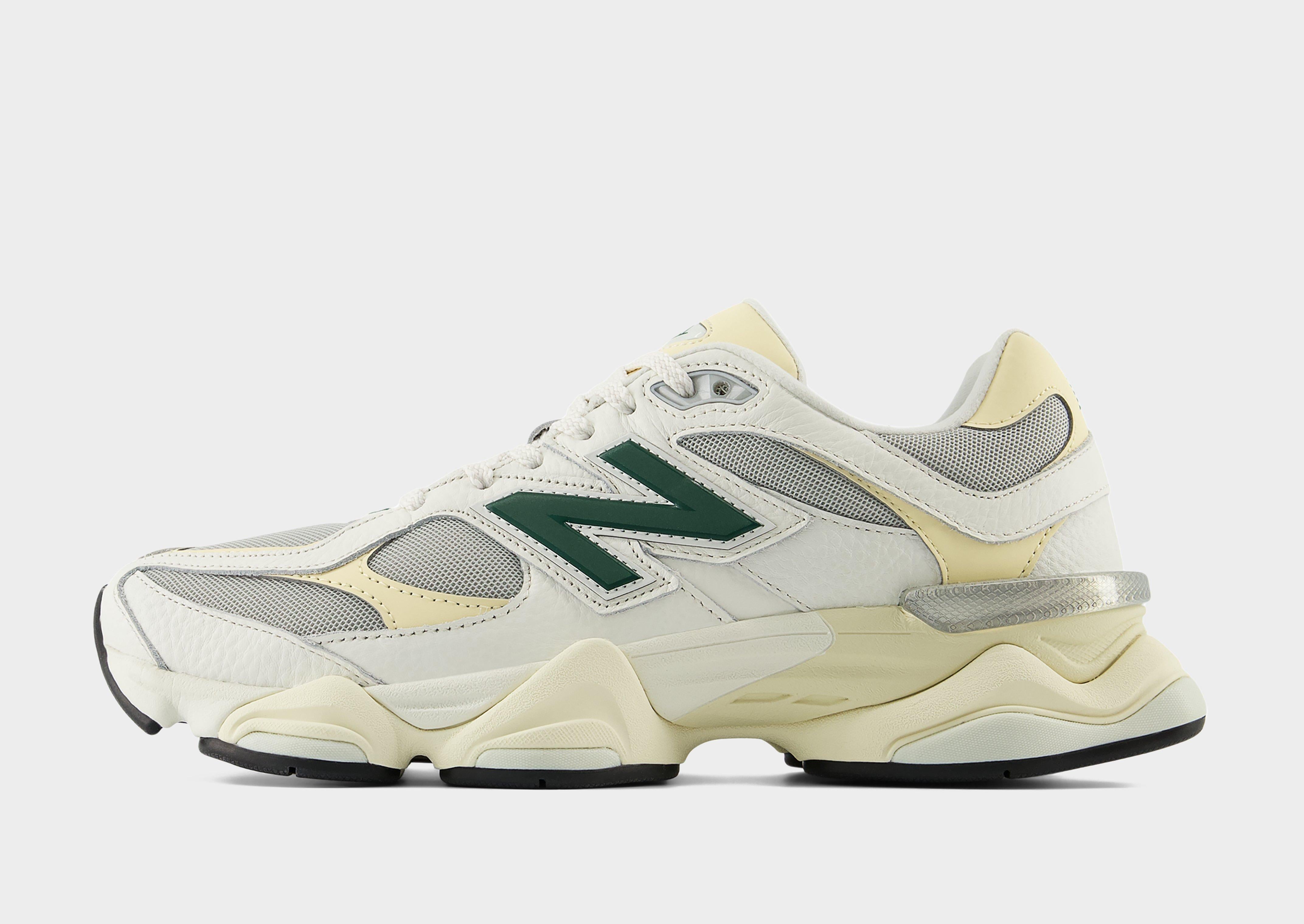 รองเท้าผู้ชาย 9060