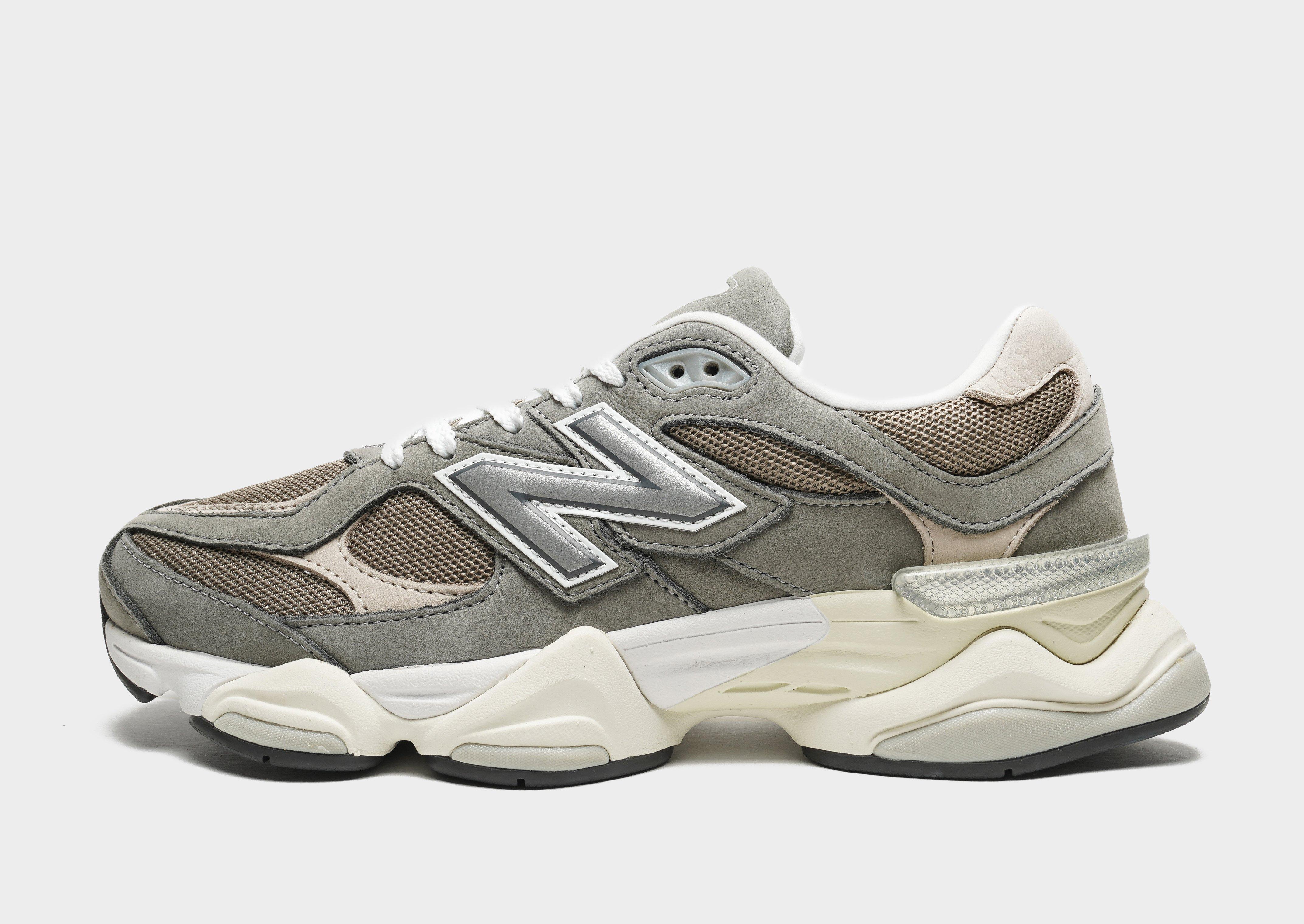 รองเท้าผู้ชาย 9060