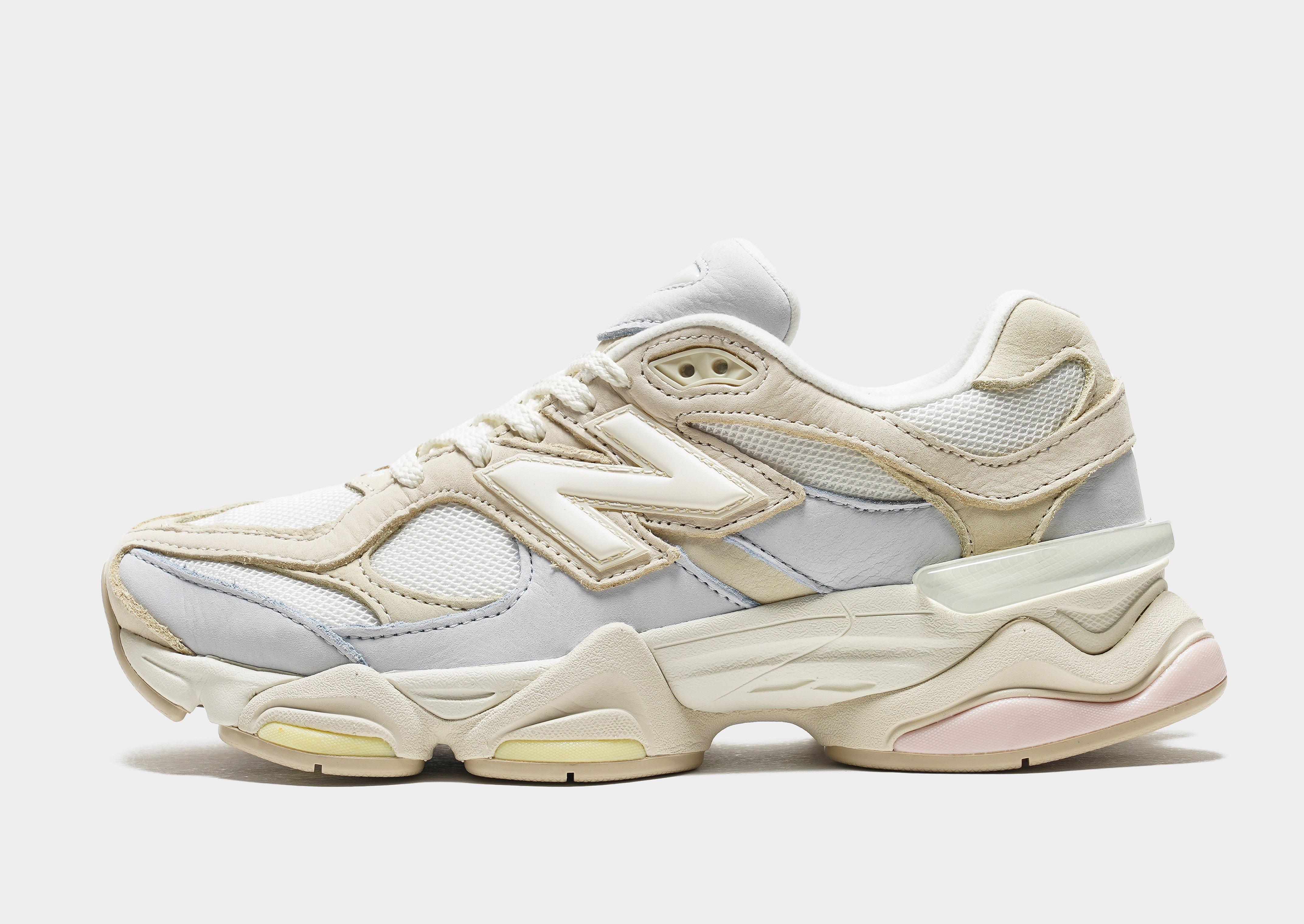 รองเท้าผู้หญิง 9060