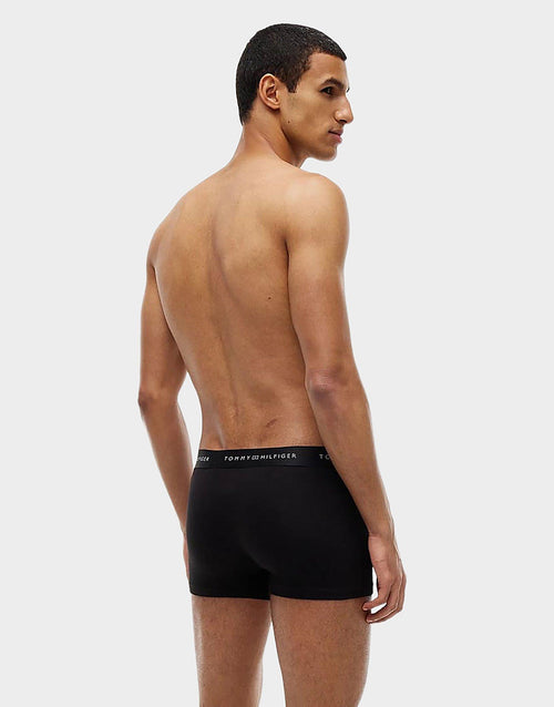กางเกงชั้นในผู้ชาย Signature Metallic Logo Waistband Trunks (แพค 3)