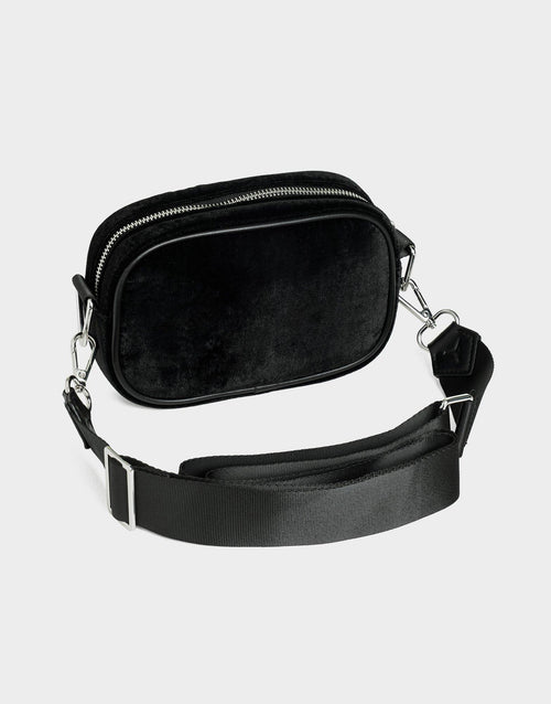 กระเป๋า Velvet League Camera (1L)