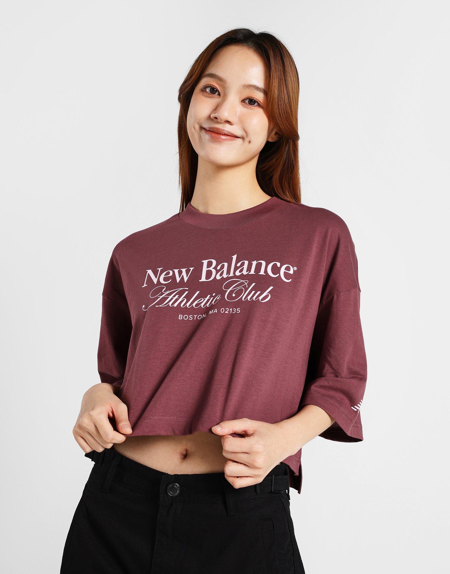 เสื้อยืดผู้หญิง Athletic Club