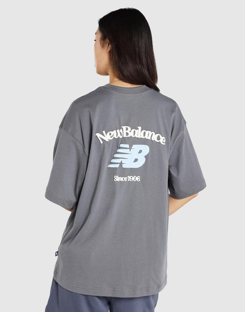 เสื้อยืดผู้หญิง Bubble Graphic